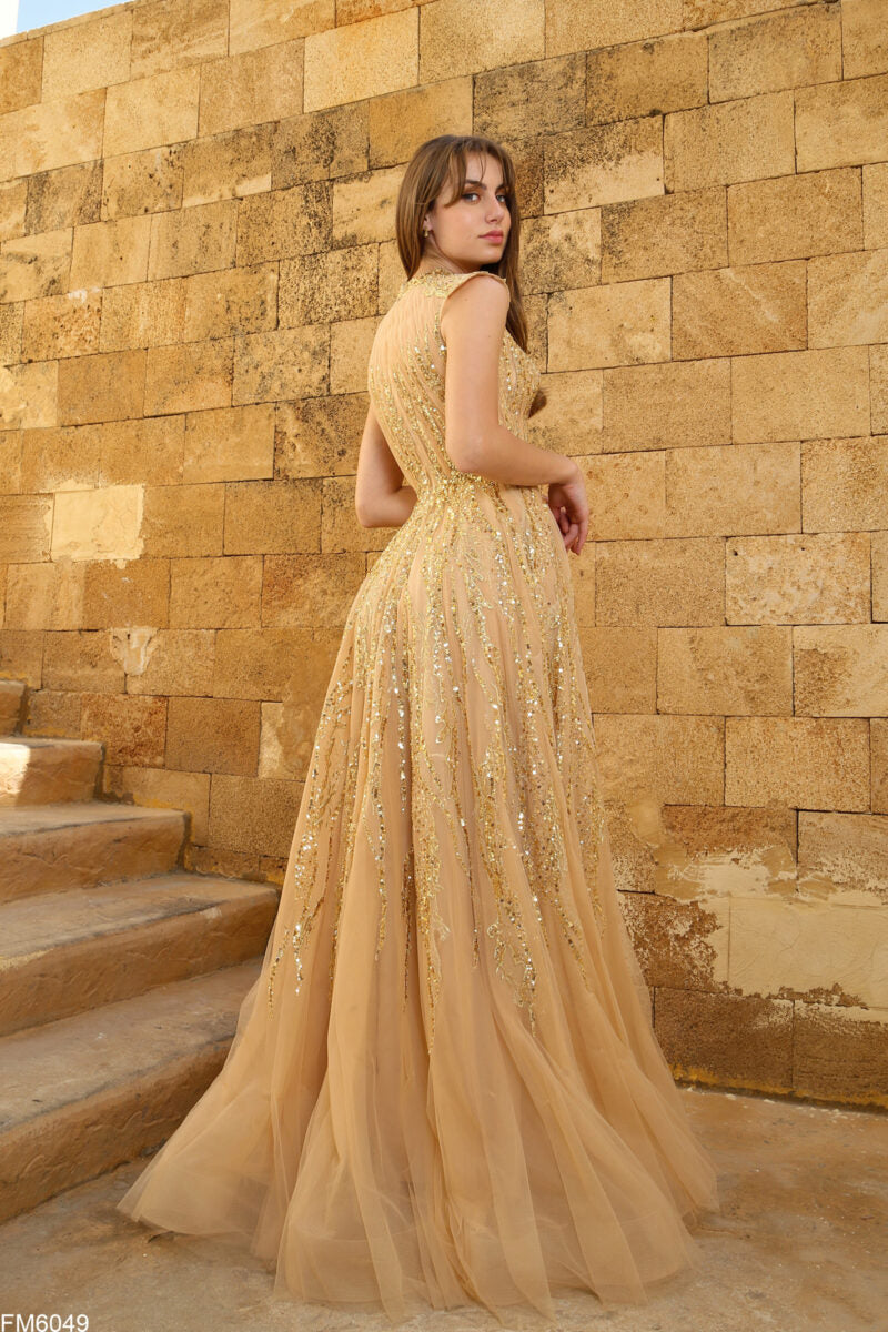 Zipper Back of Dress - Rofial Beauty