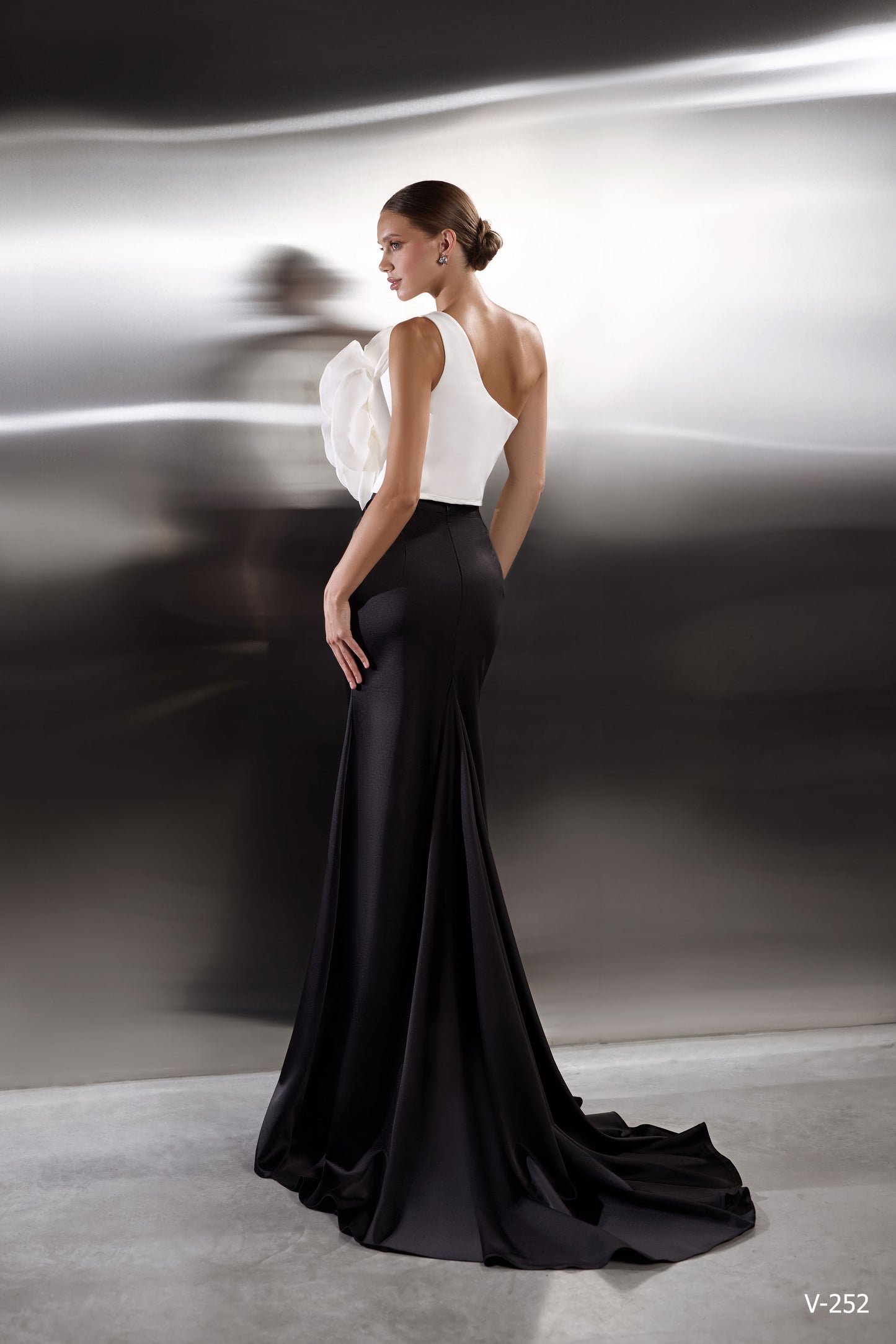 Midnight Bloom Set: Black Satin Skirt & 3D Floral Top Two-Piece Gown