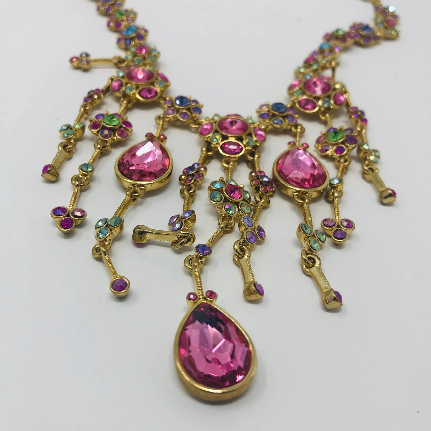 Decorated Golden Chain - Rofial Beauty