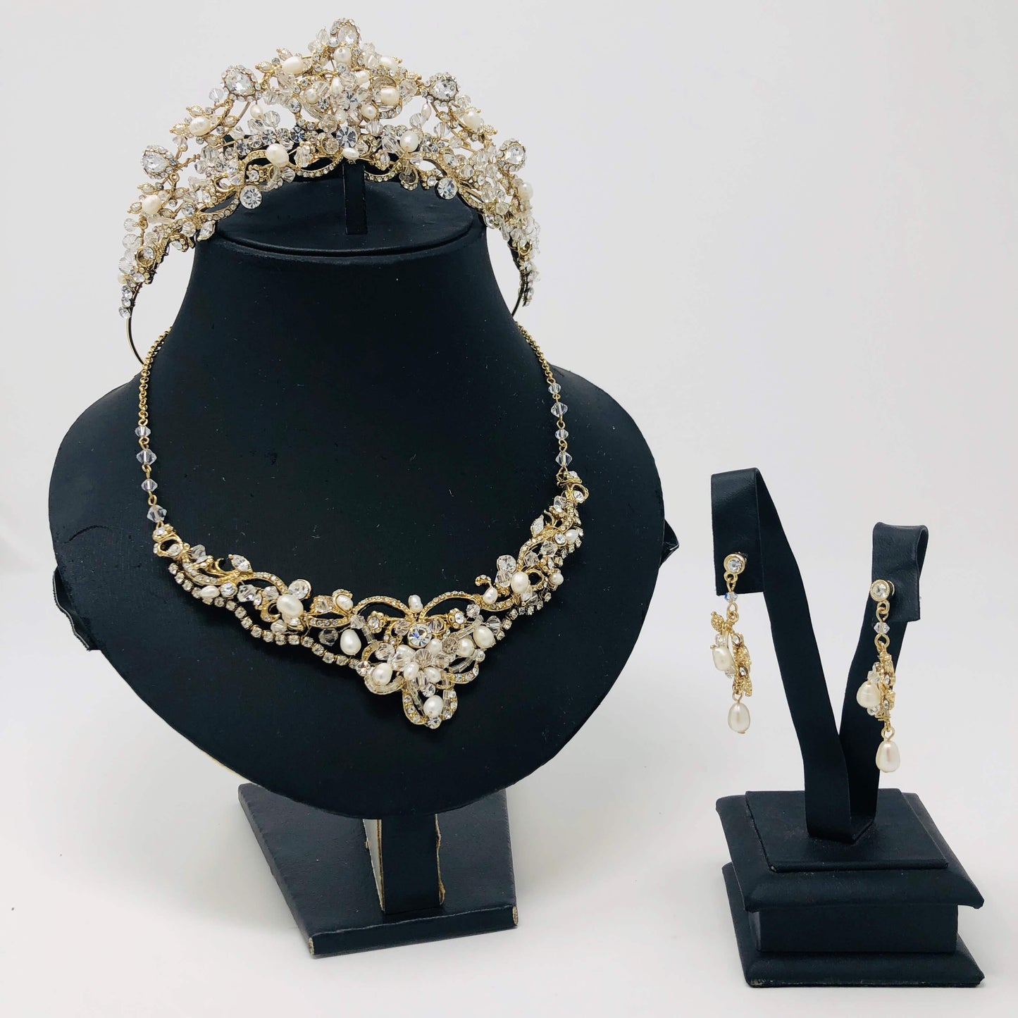 Divine Golden Tiara Set - Rofial Beauty