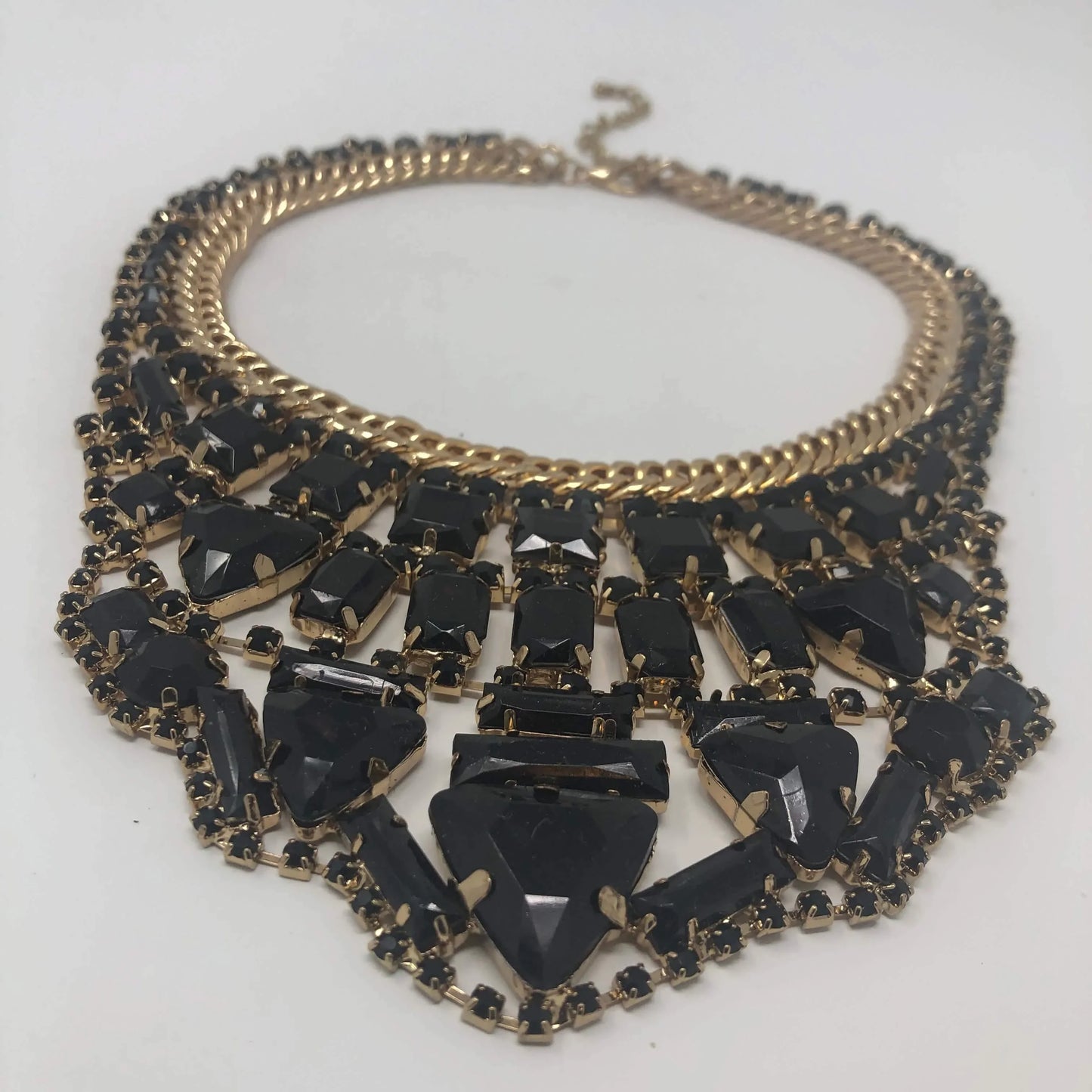 Black Unique Chain - Rofial Beauty
