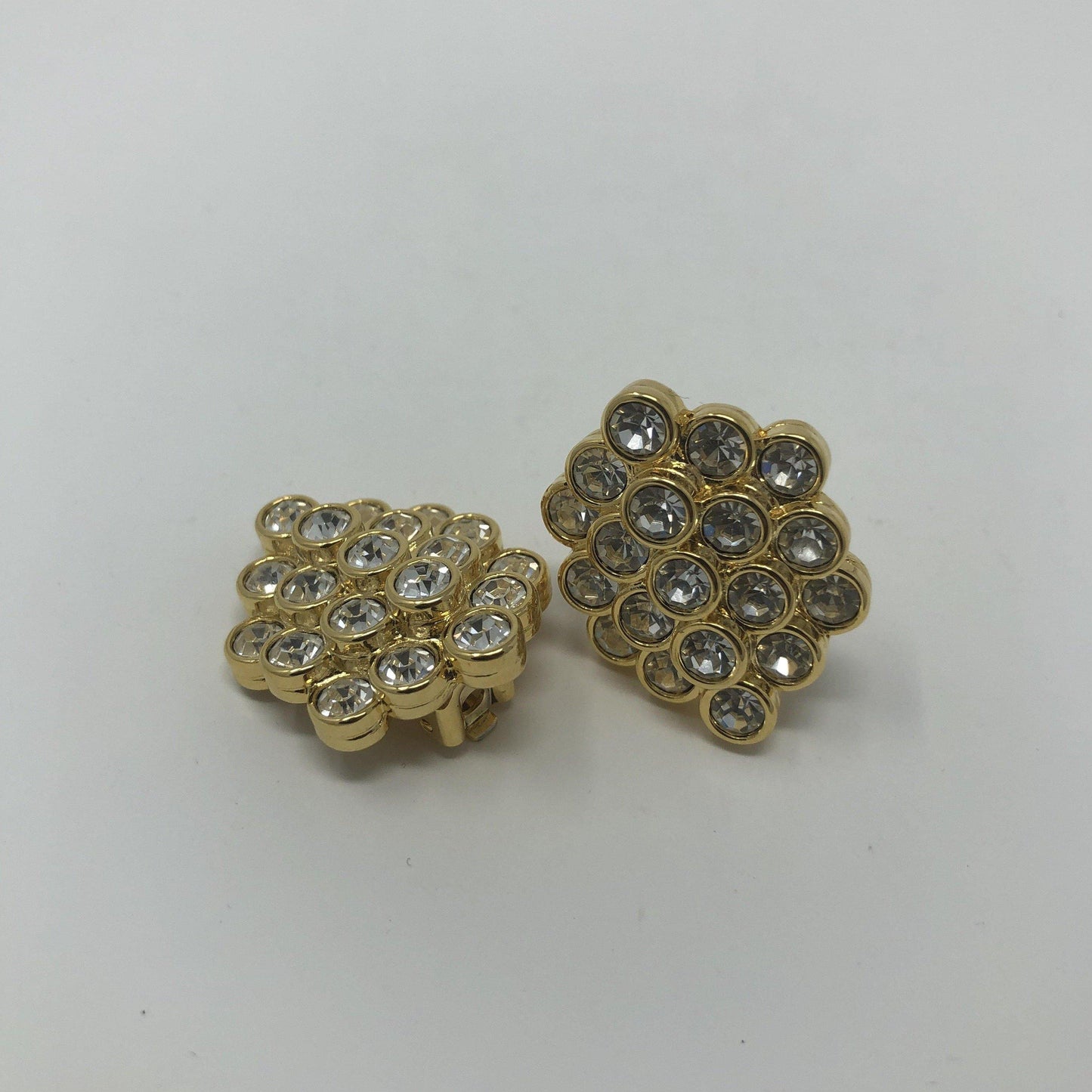 Beehive Earrings - Rofial Beauty