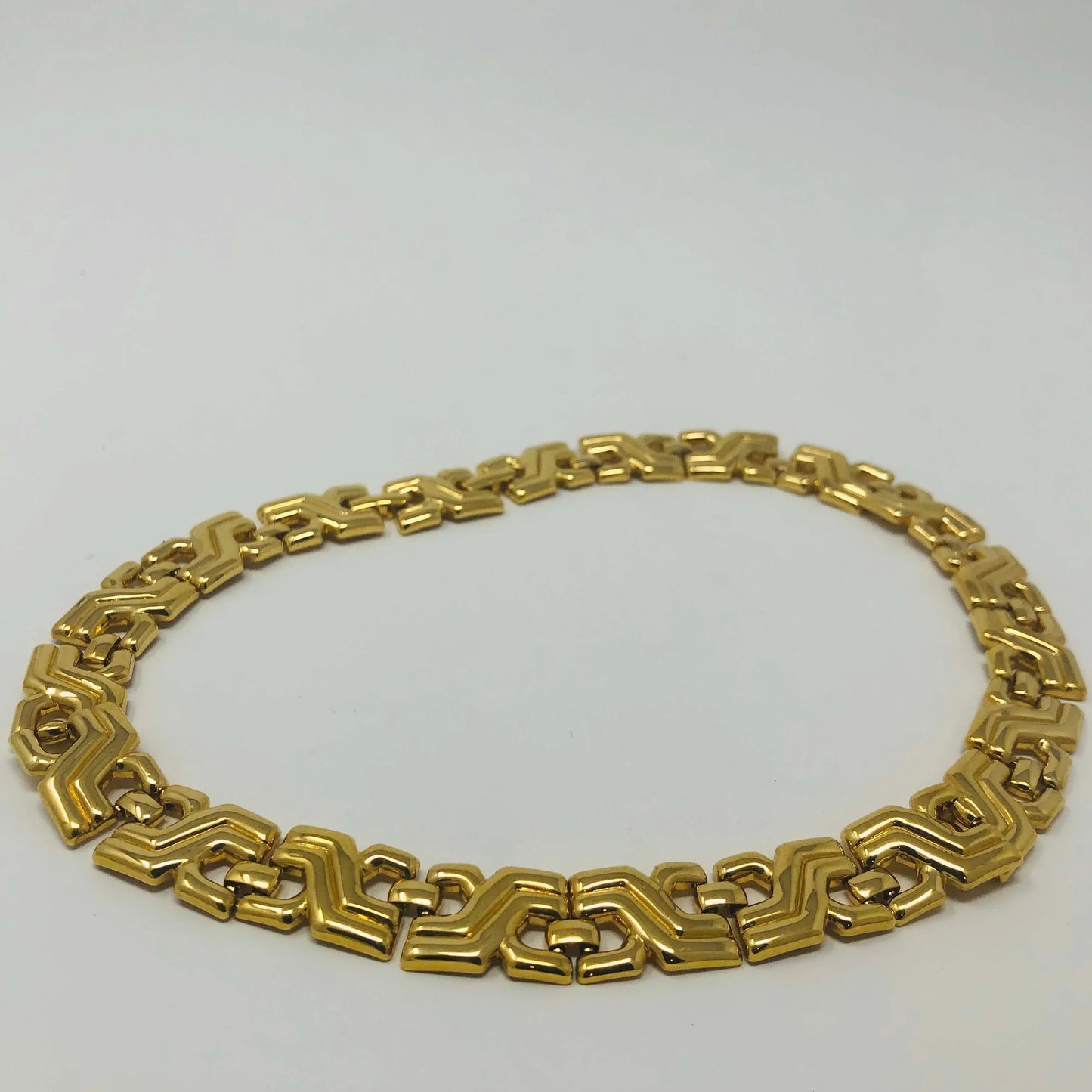 Charming Curb Necklace - Rofial Beauty