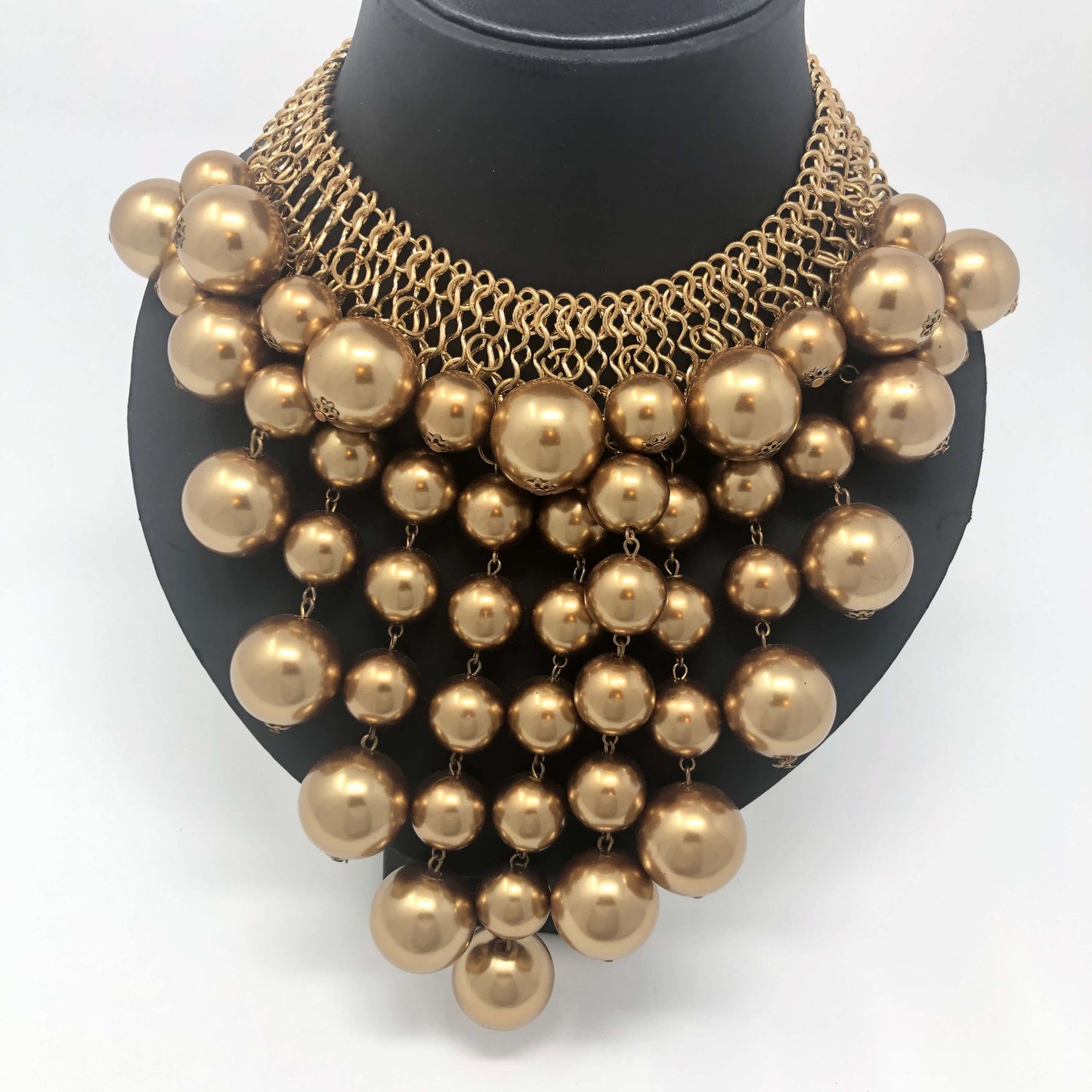 Curb Chain with Pearl - Rofial Beauty