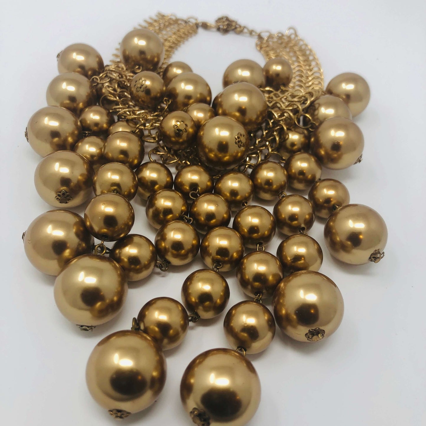 Curb Chain with Pearl - Rofial Beauty