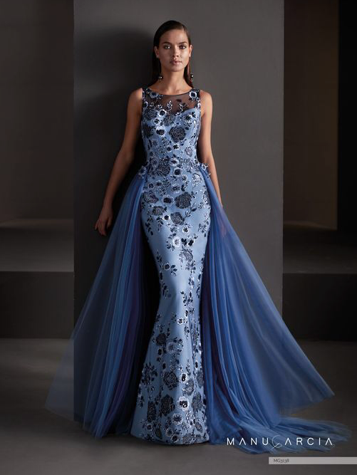 Fully Embroidered Gown - Rofial Beauty
