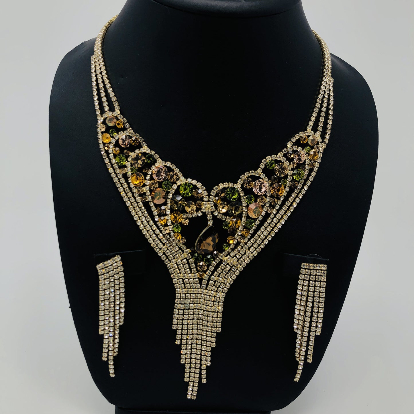 Dangling Golden Set - Rofial Beauty