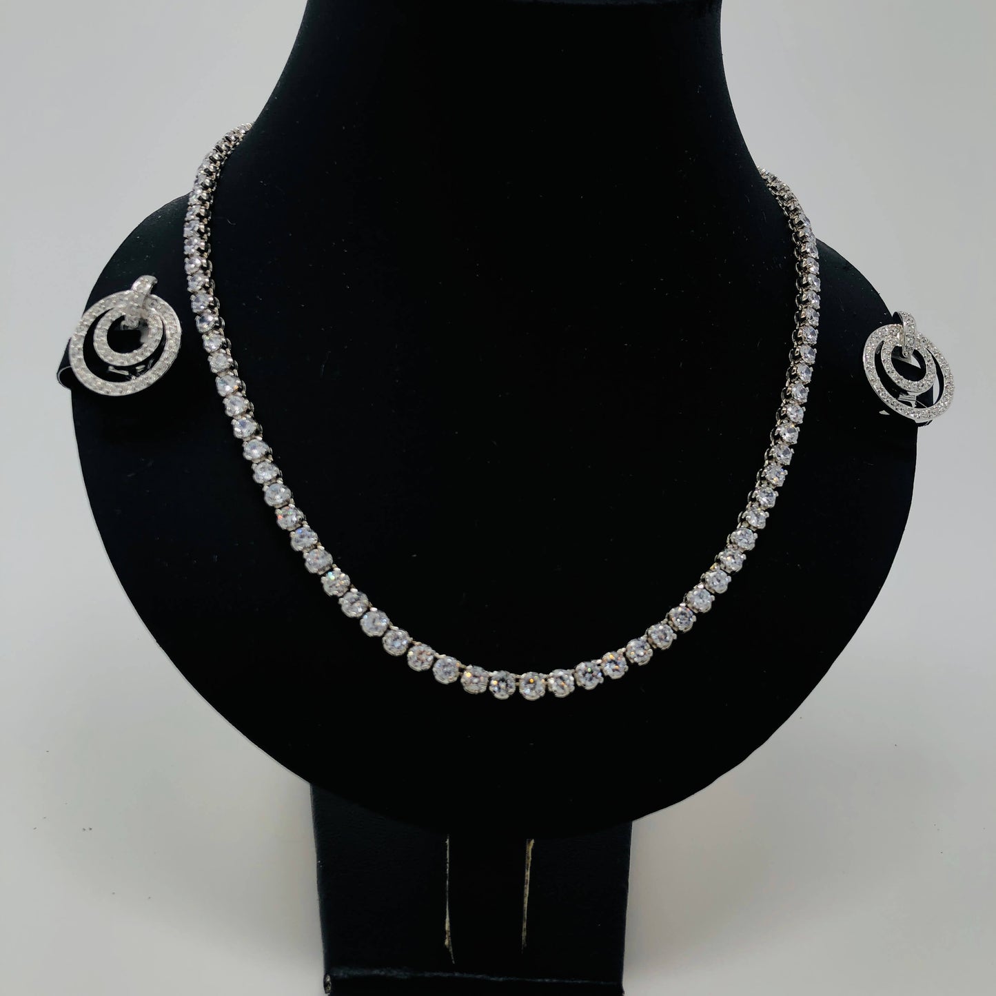 Double Circled Earring and a Matching Necklace - Rofial Beauty