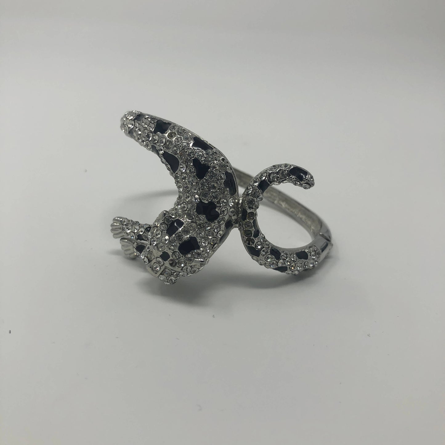 Tiger Themed Bracelet. - Rofial Beauty