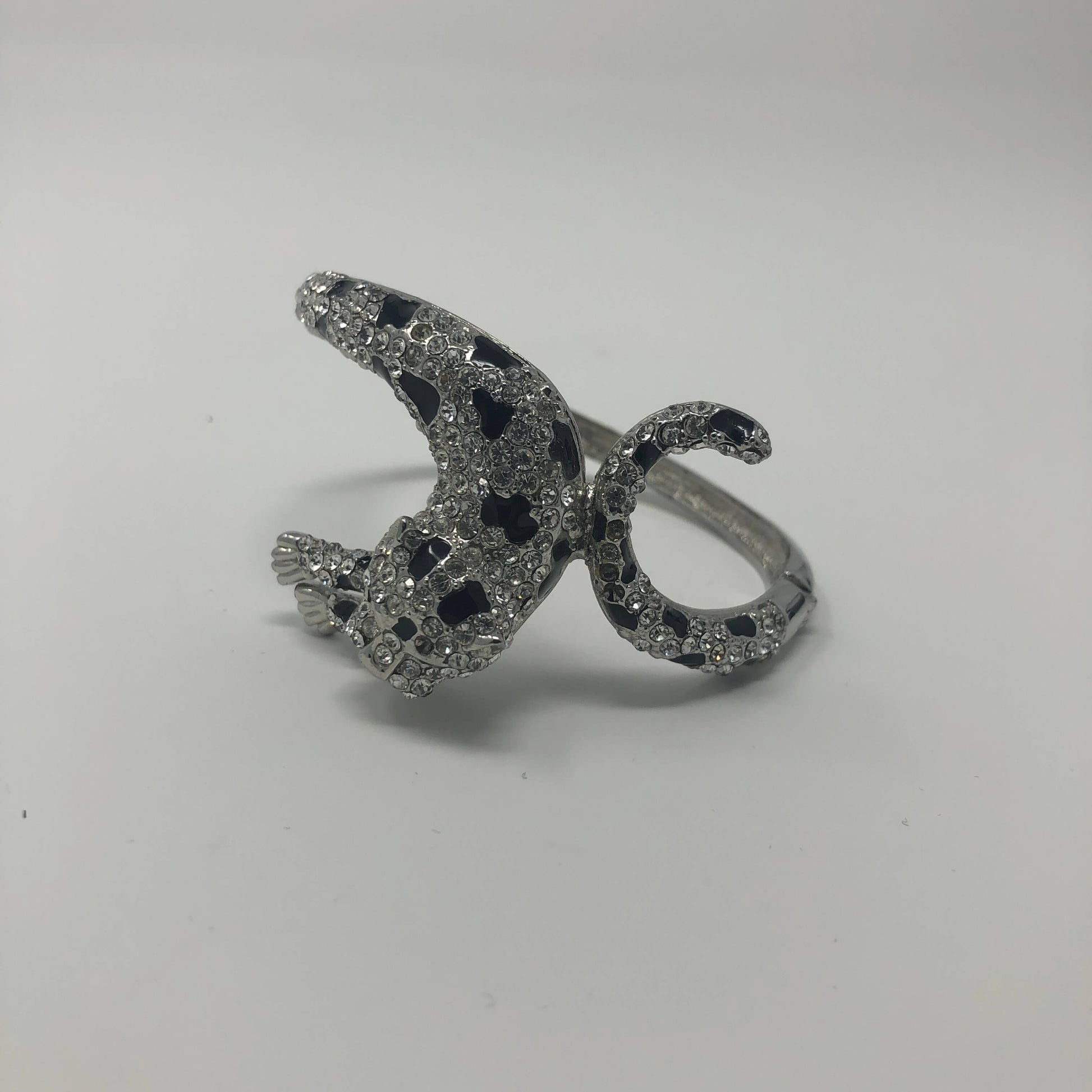 Tiger Themed Bracelet. - Rofial Beauty