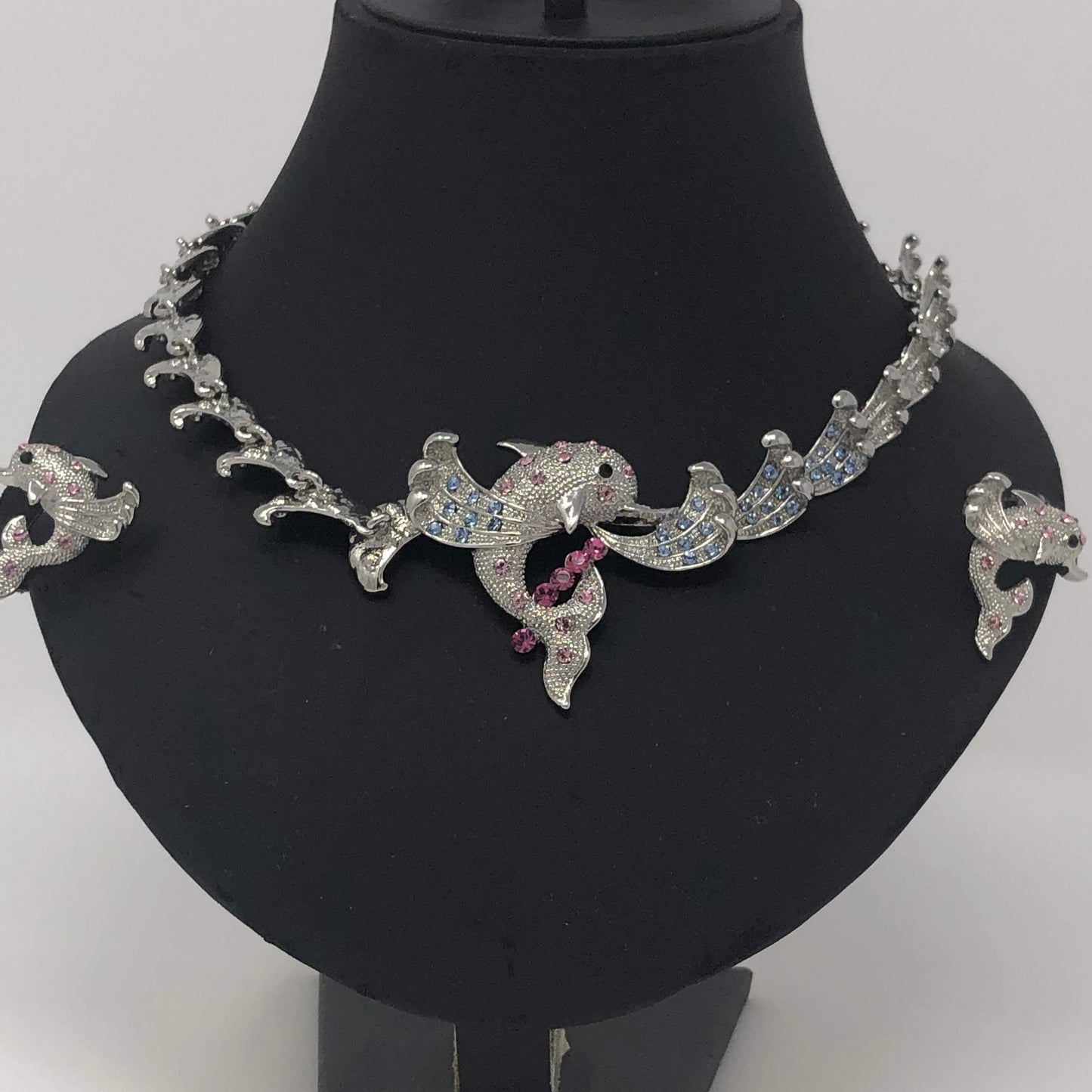 Silver Fish Themed Set - Rofial Beauty