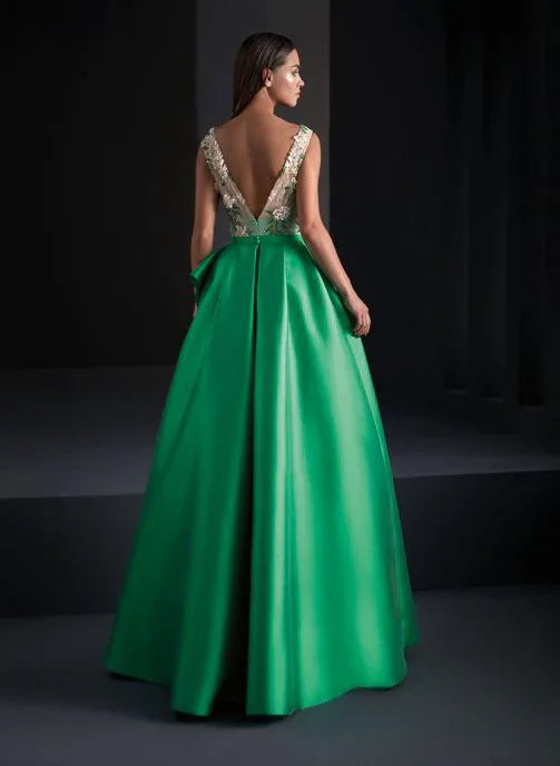 HigarNovias MG3115 Long Emerald Green Dress
