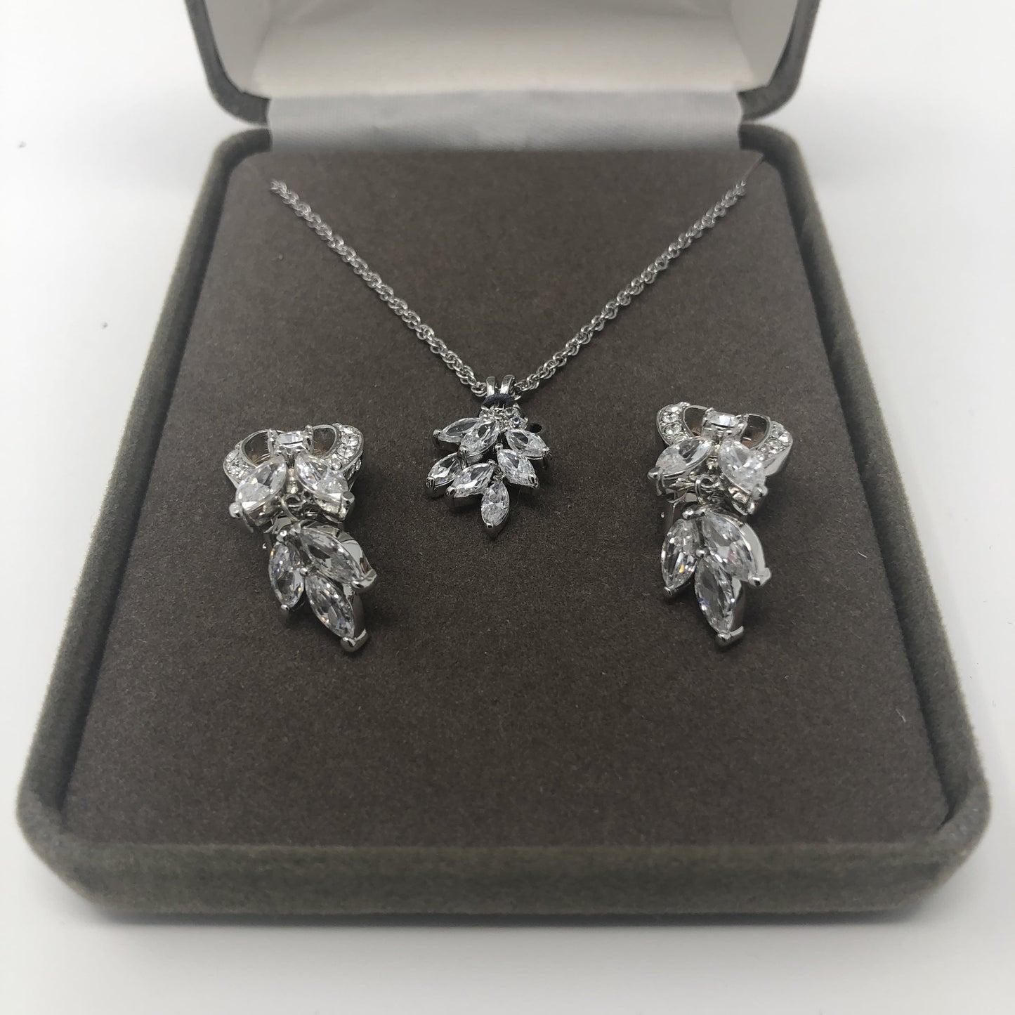 Silver Grey Set - Rofial Beauty