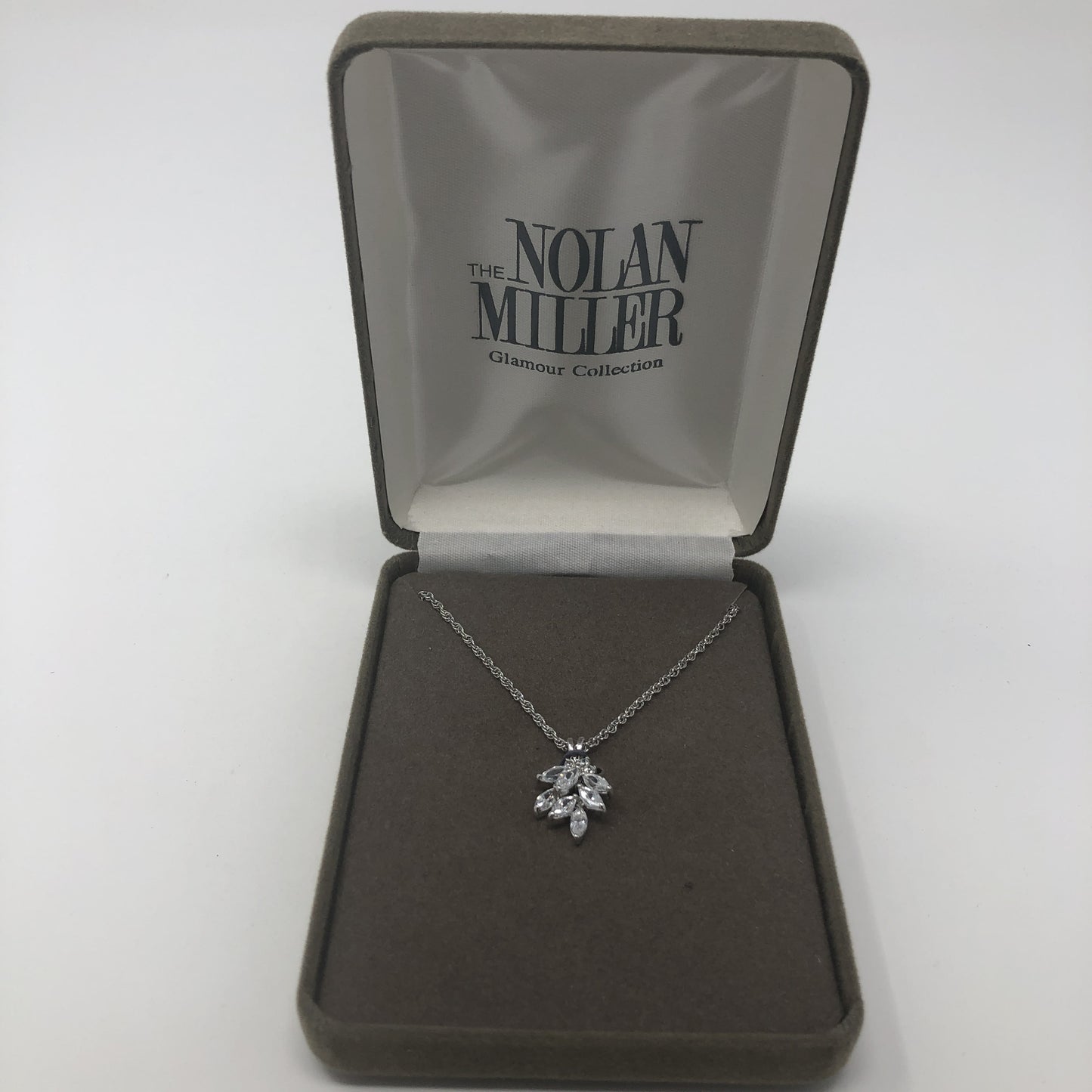 Silver Grey Set - Rofial Beauty