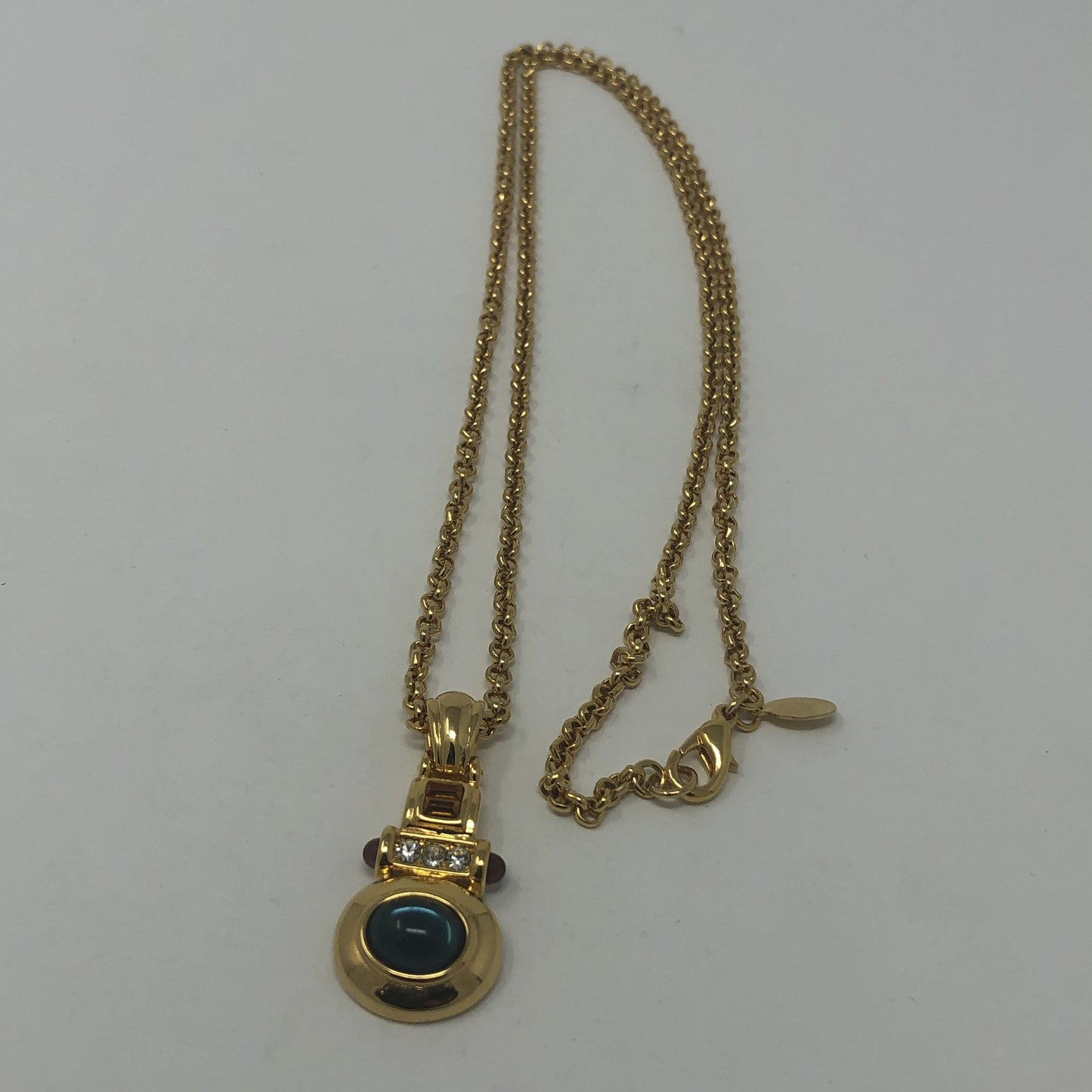 Green Pendant Necklace - Rofial Beauty