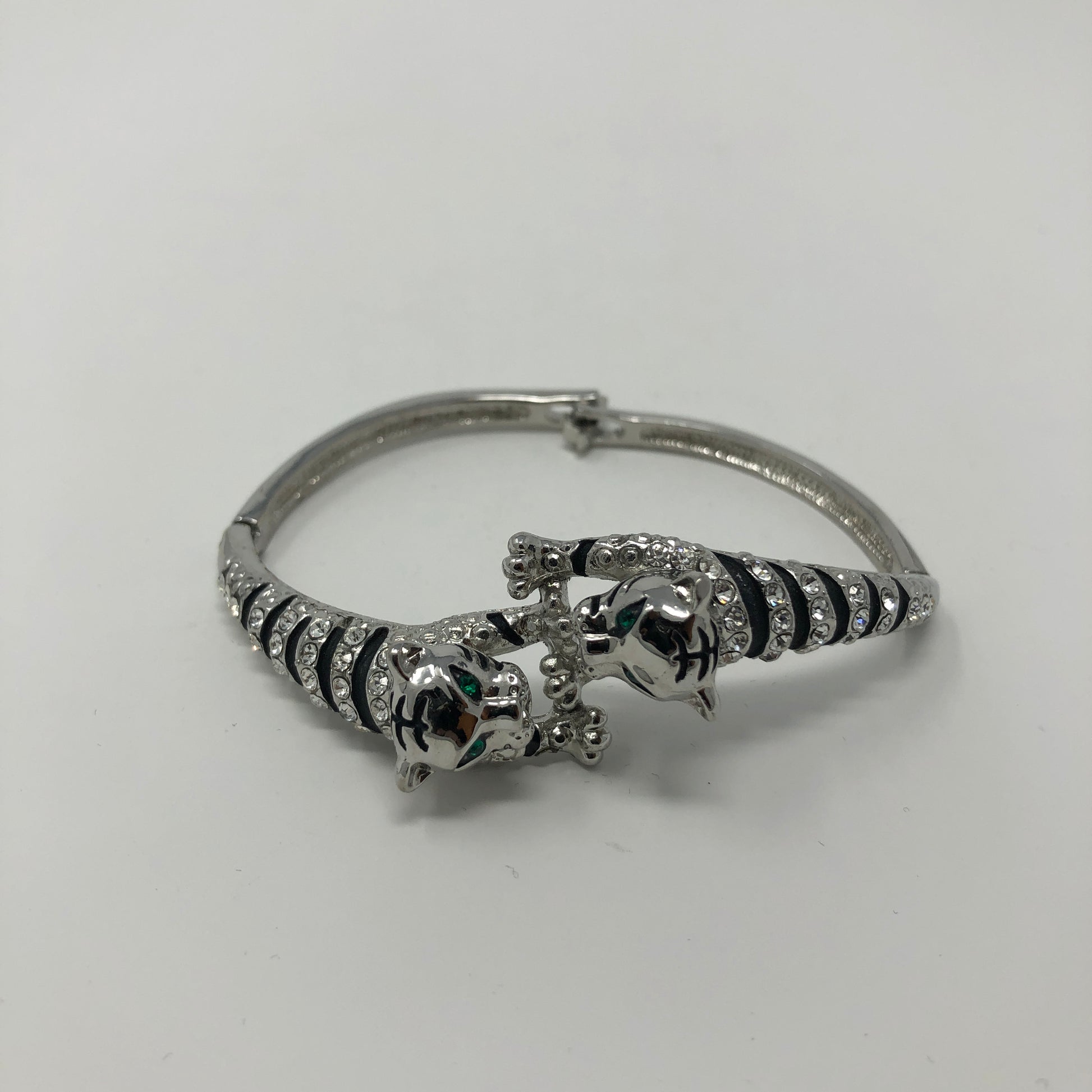 Tiger Headed Cuff - Rofial Beauty