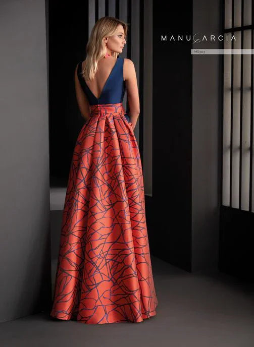 Glamorous Silk Red Gown - Rofial Beauty