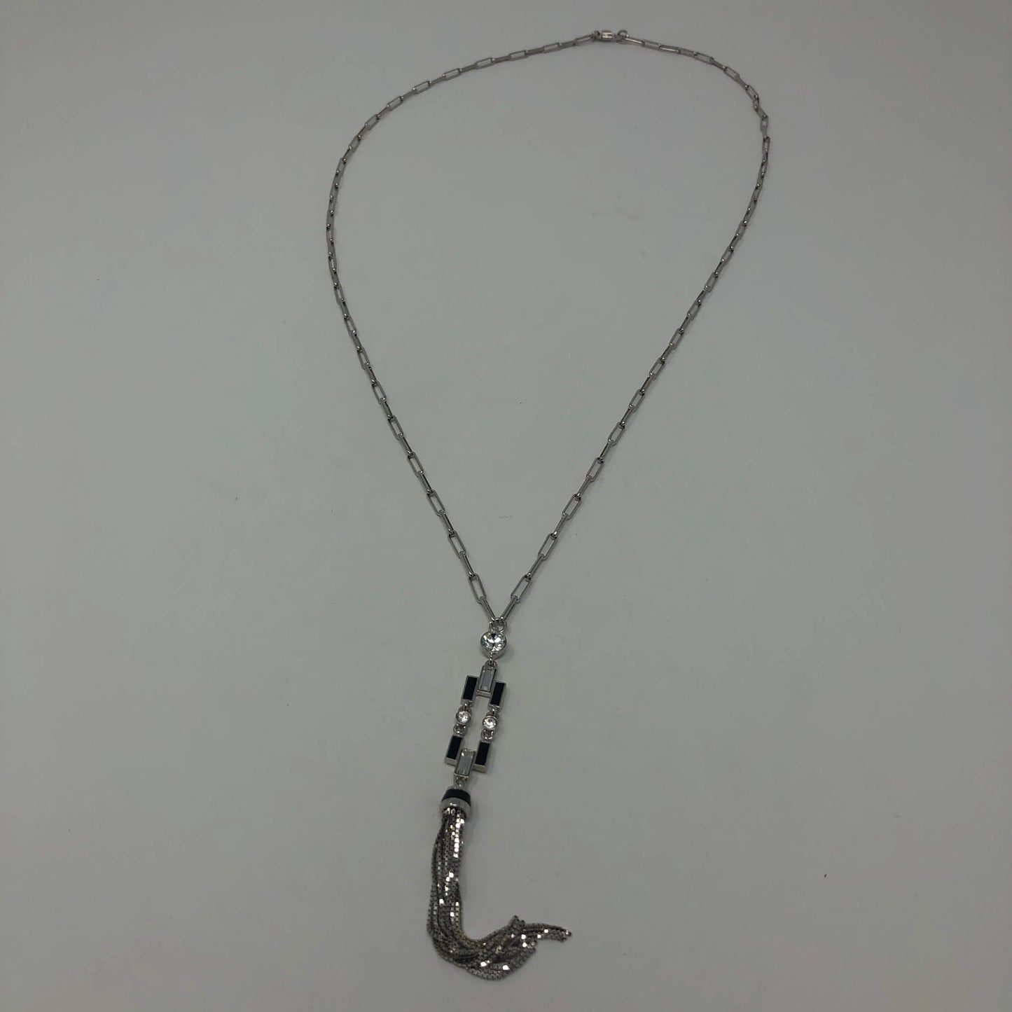 Tassled Silver Necklace - Rofial Beauty