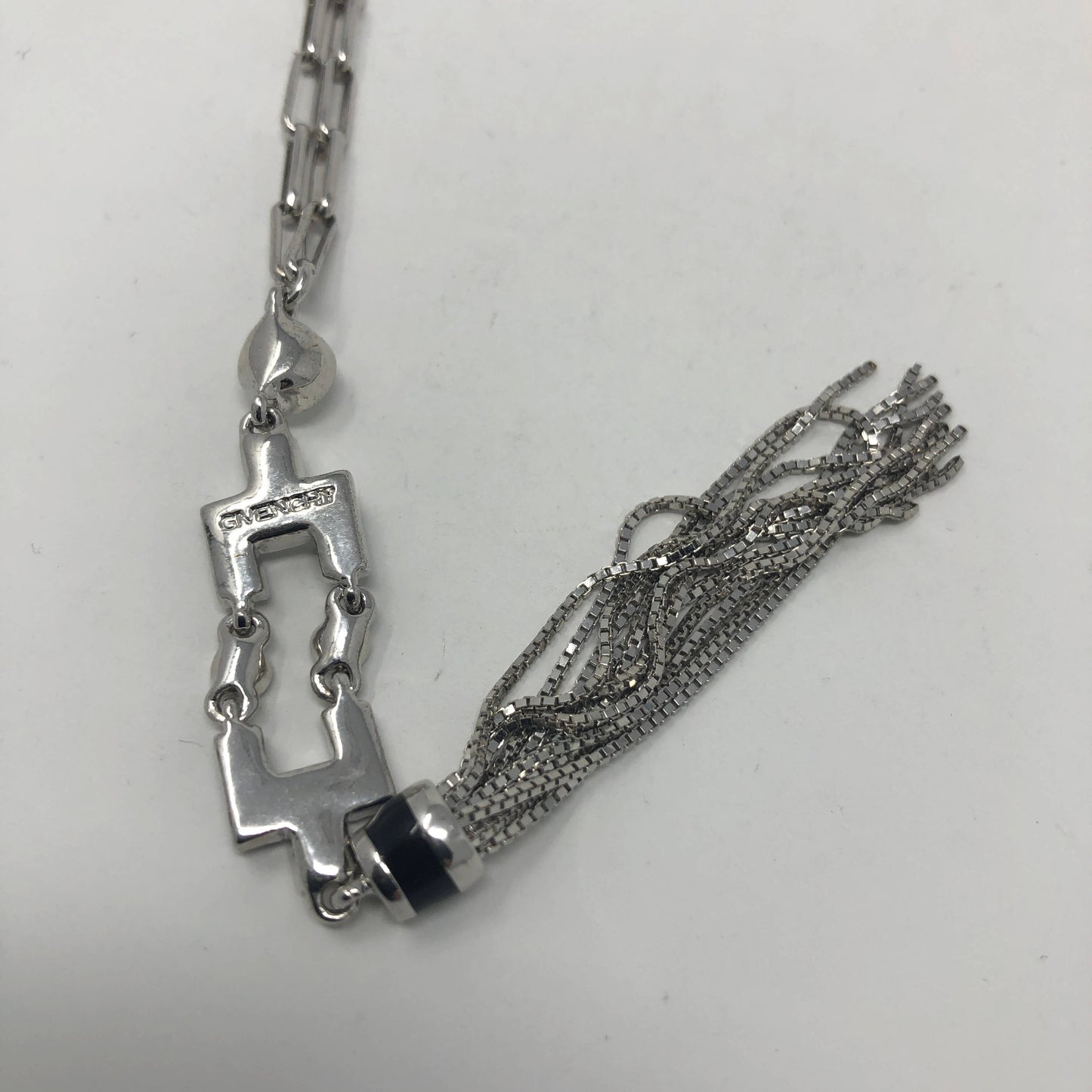 Tassled Silver Necklace - Rofial Beauty