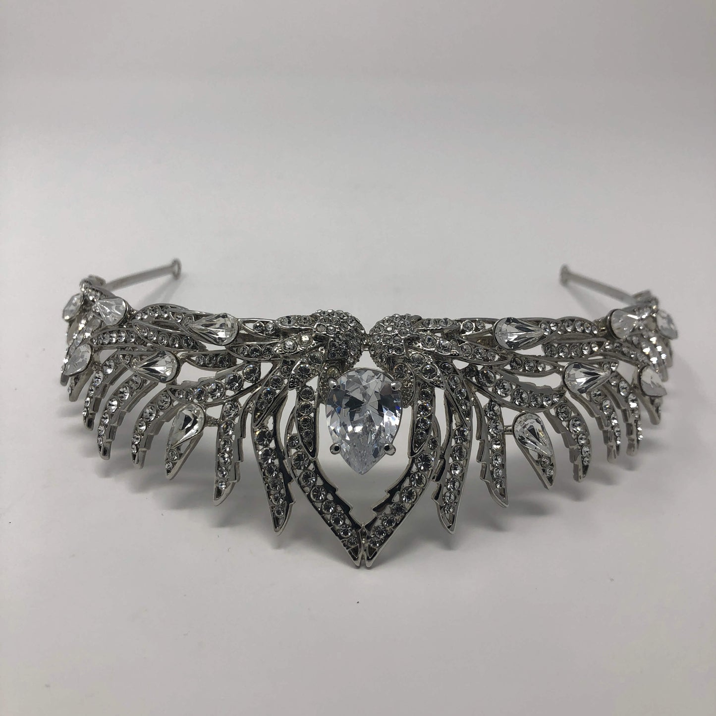 Extravagant Silver Tiara - Rofial Beauty