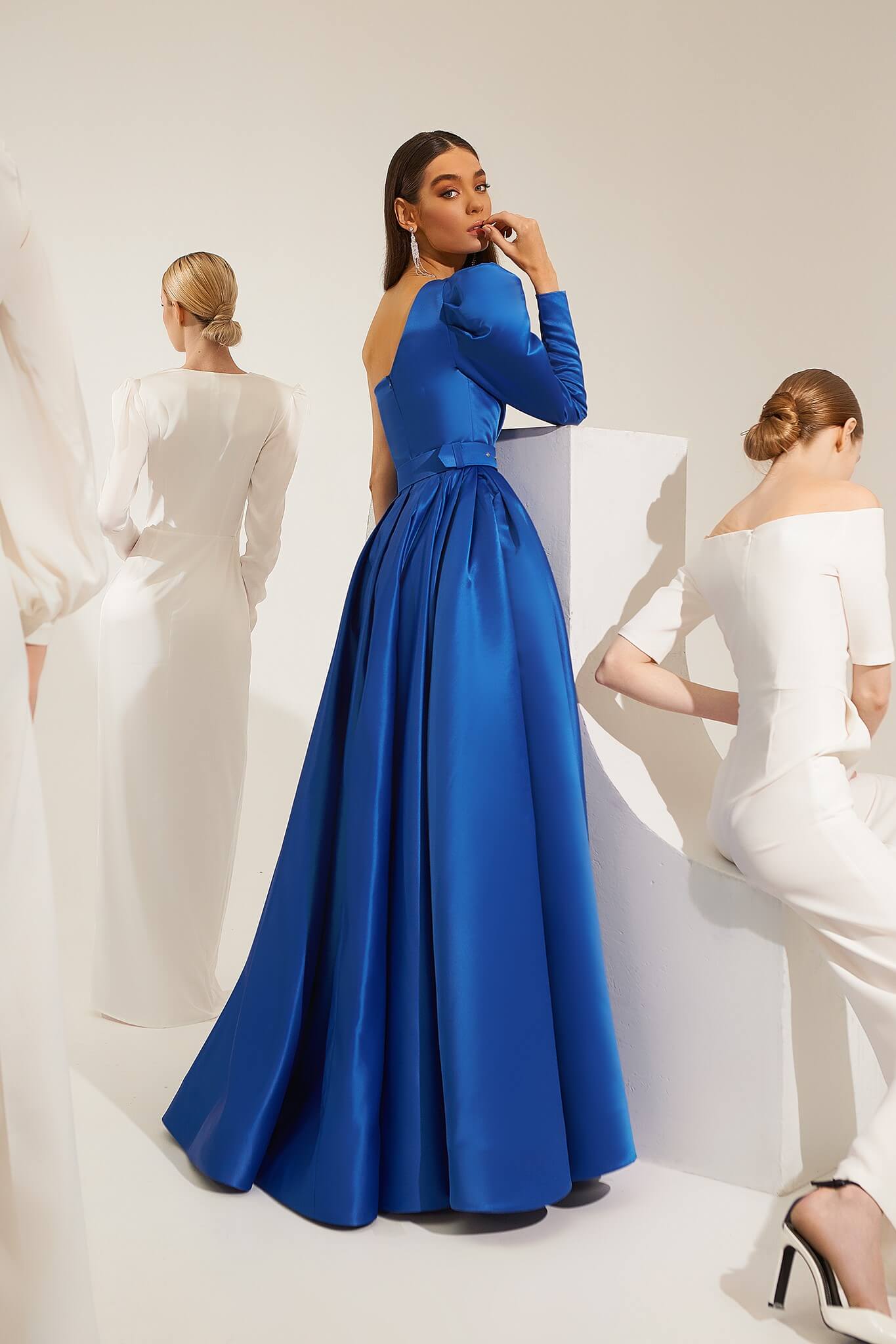 Olyamak Kimi Dress - Back Zipper Closure - Rofial Beauty