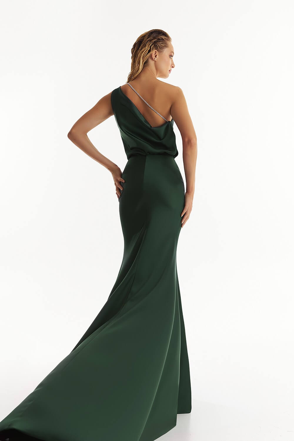 Jeita Dress - Back View - Rofial Beauty