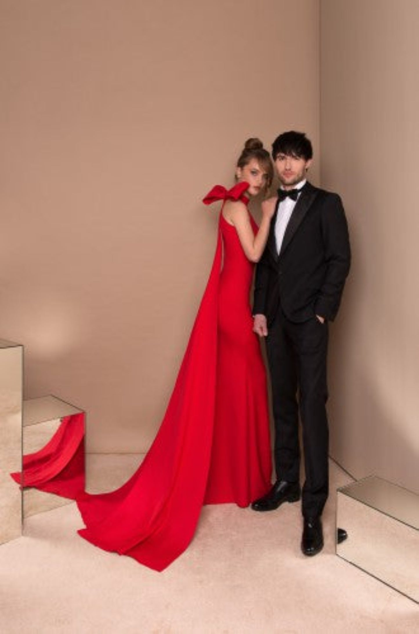 Olyamak Valery Dress - Bow and Train Detail - Rofial Beauty