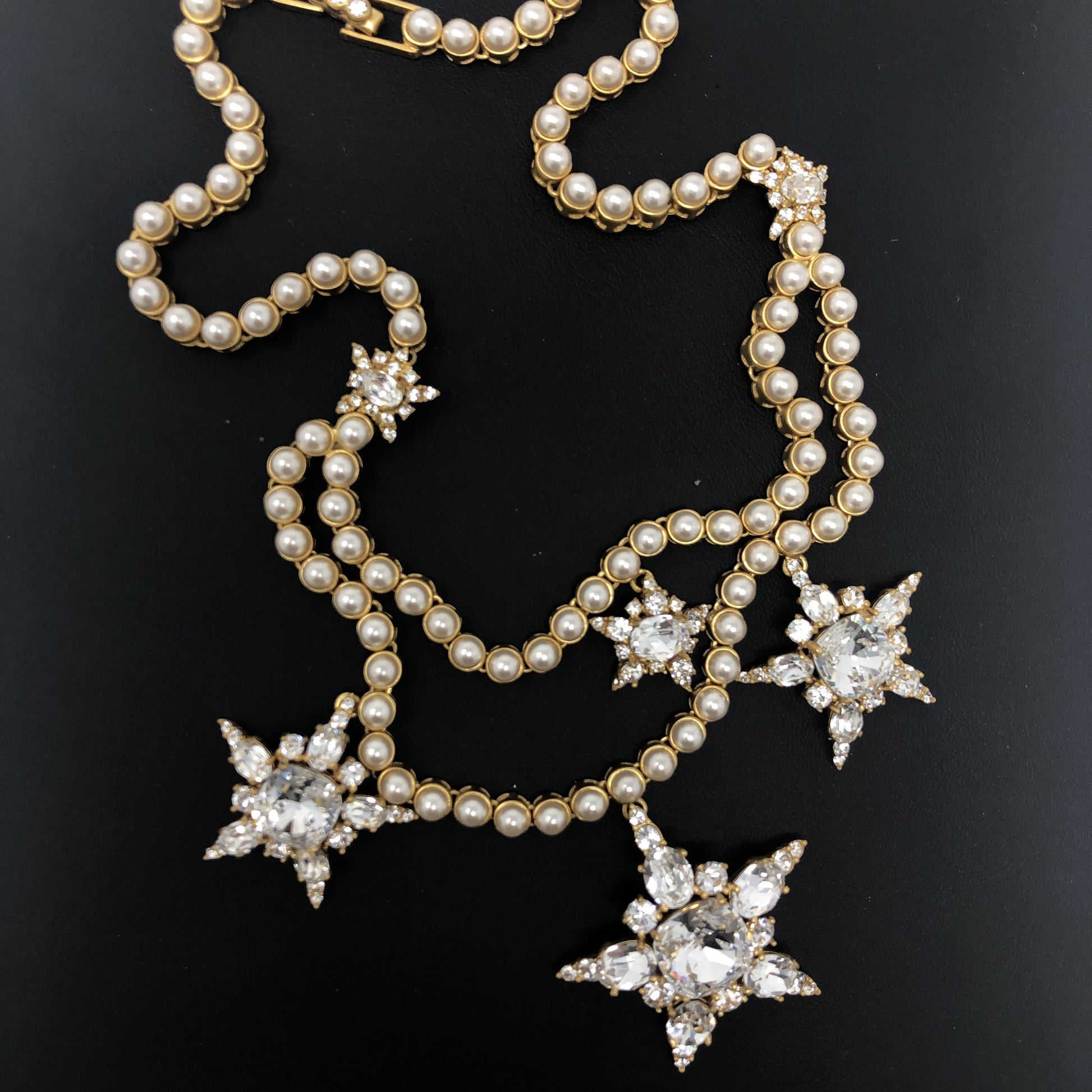 Double Pearl Necklace - Rofial Beauty