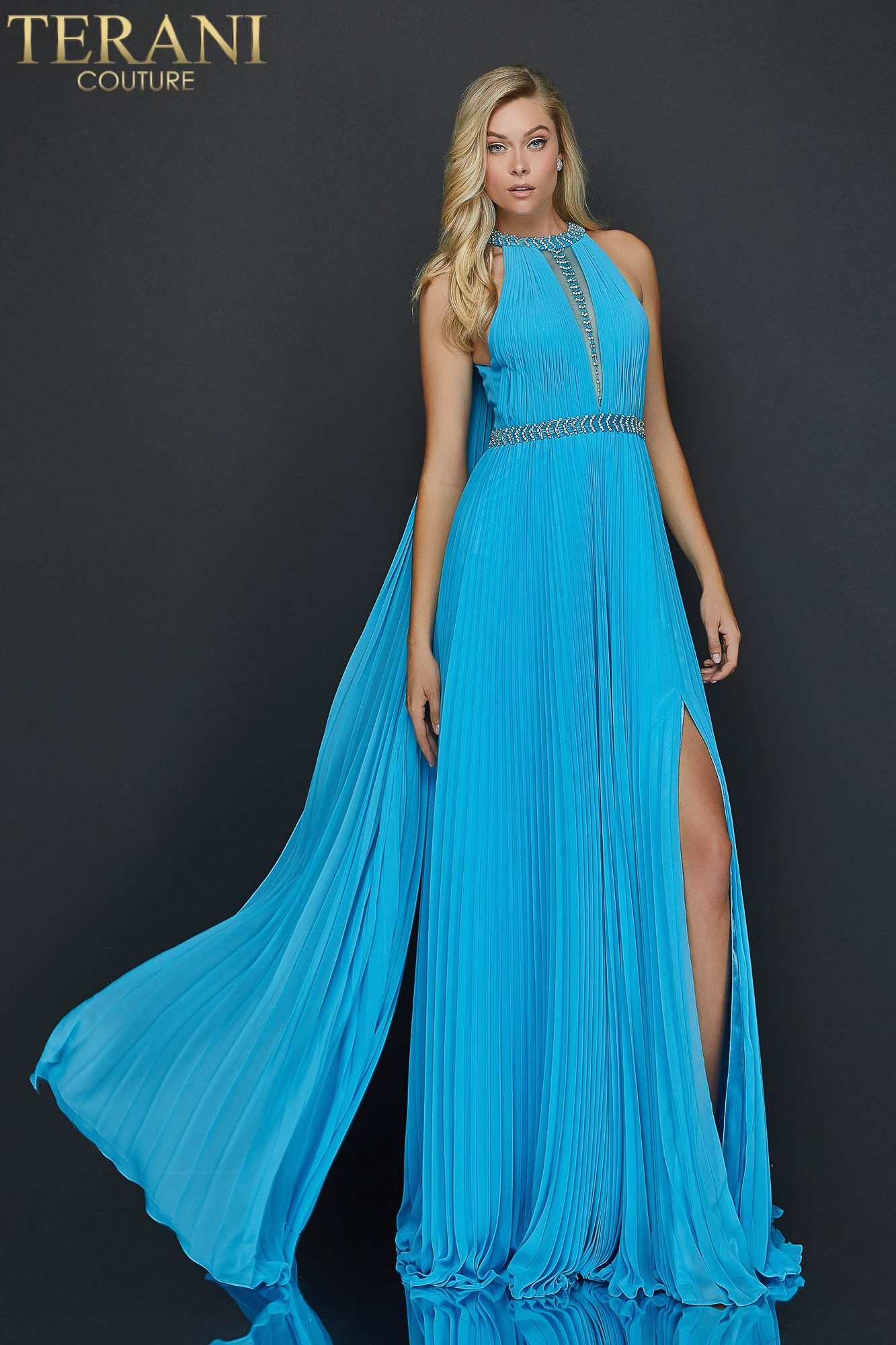 Flowing Chiffon Halter Neck Prom Dress With High Slit - Rofial Beauty