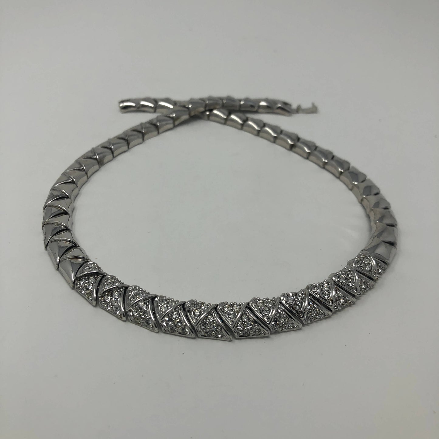 Omega Necklace - Rofial Beauty