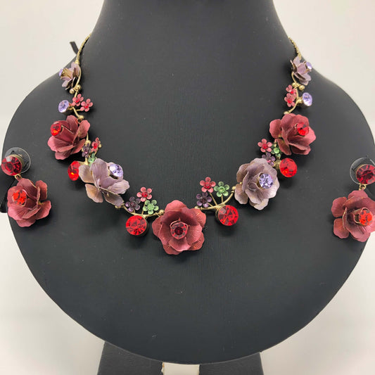 Floral Set of Earrings and Necklace - Rofial Beauty