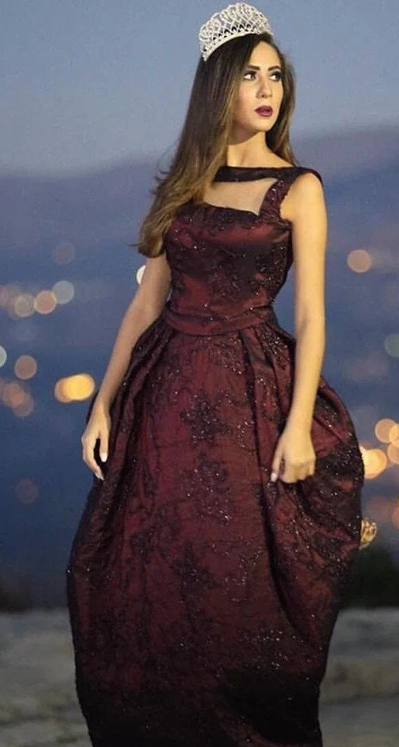 Classy Black Burgundy Outfit – Rofial Beauty