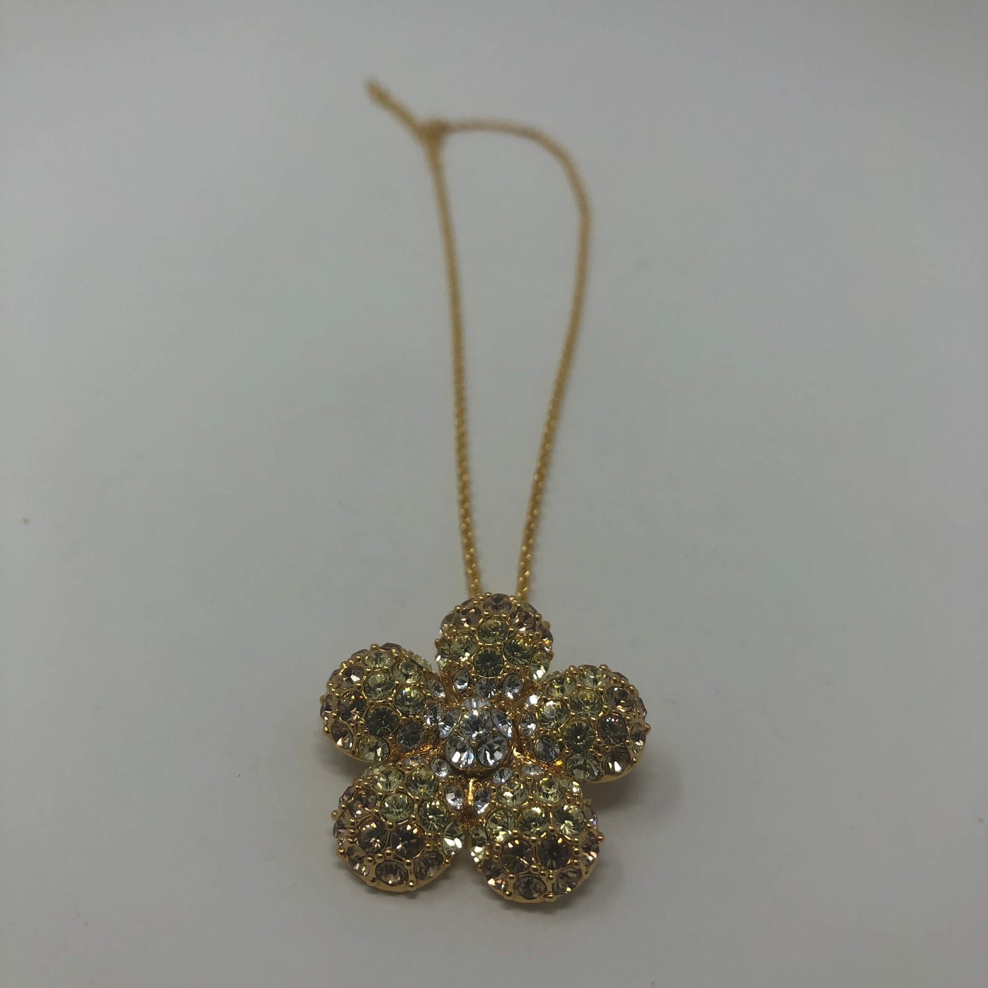Gold Flower Pendant Set - Rofial Beauty