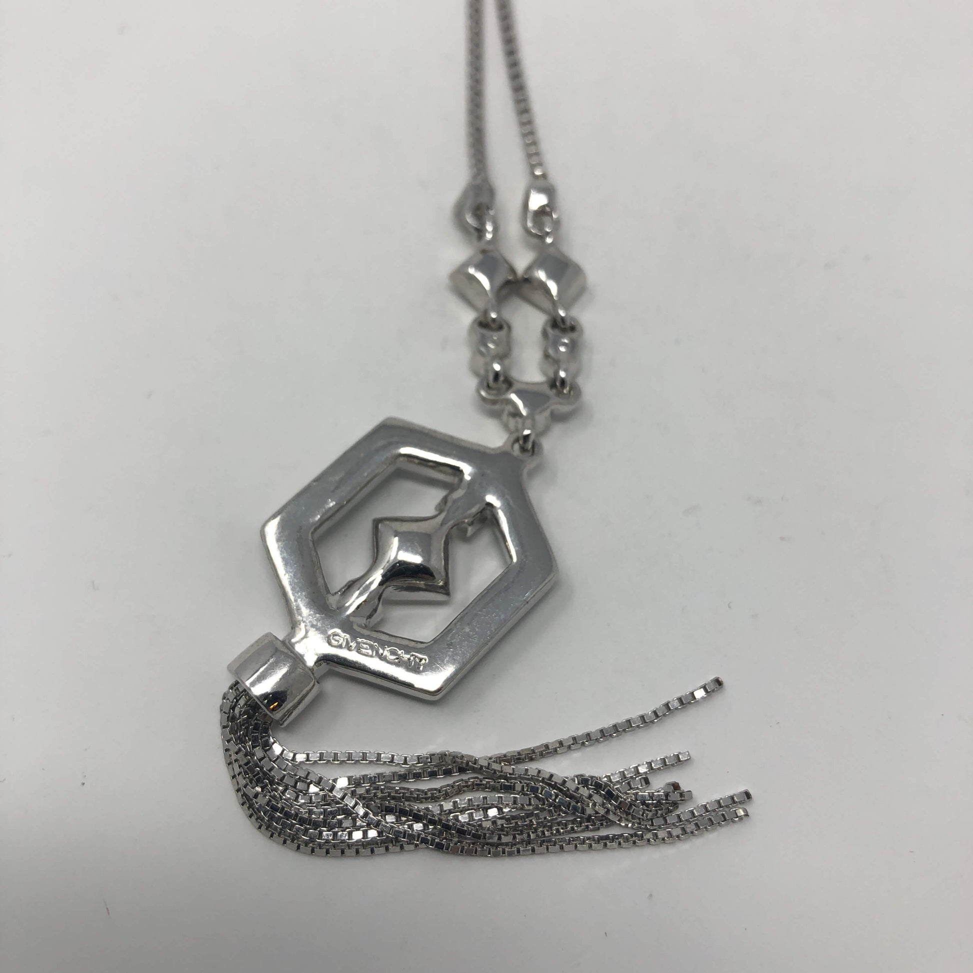 Octagon Pendant Chain - Rofial Beauty