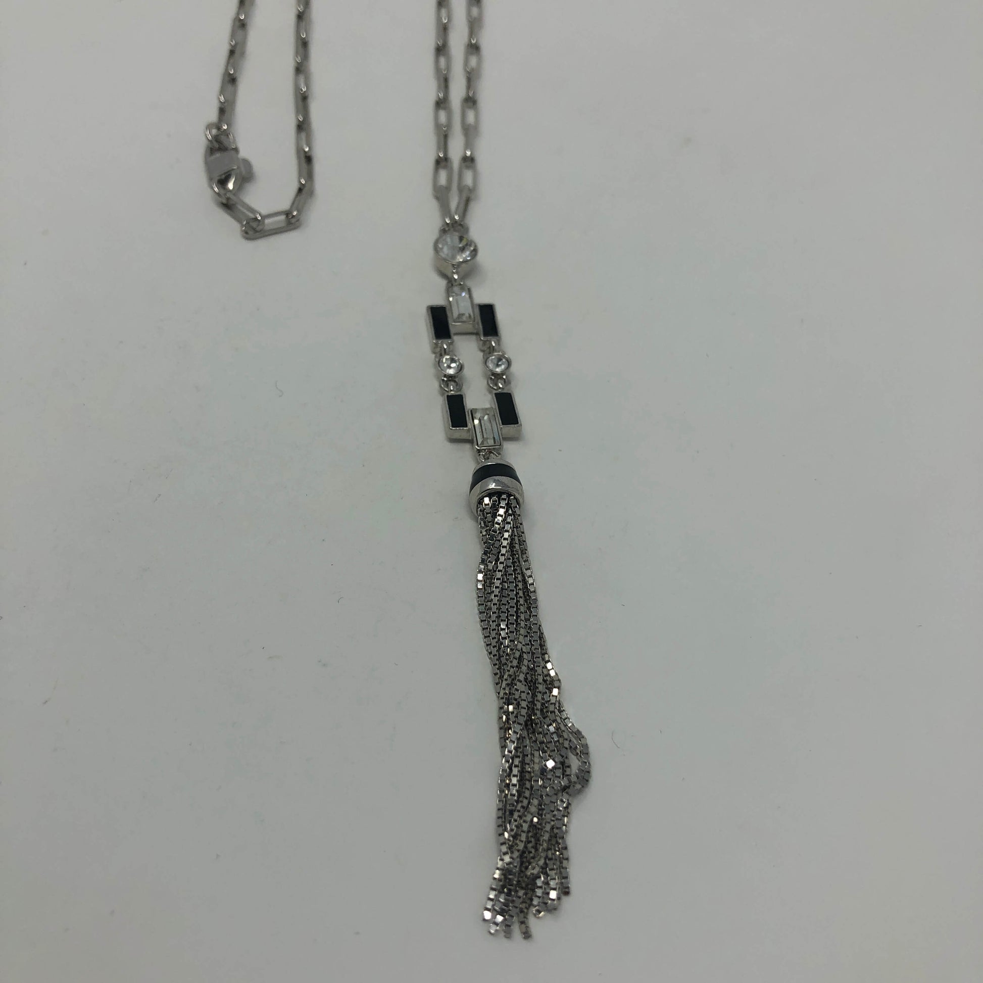 Tassled Silver Necklace - Rofial Beauty