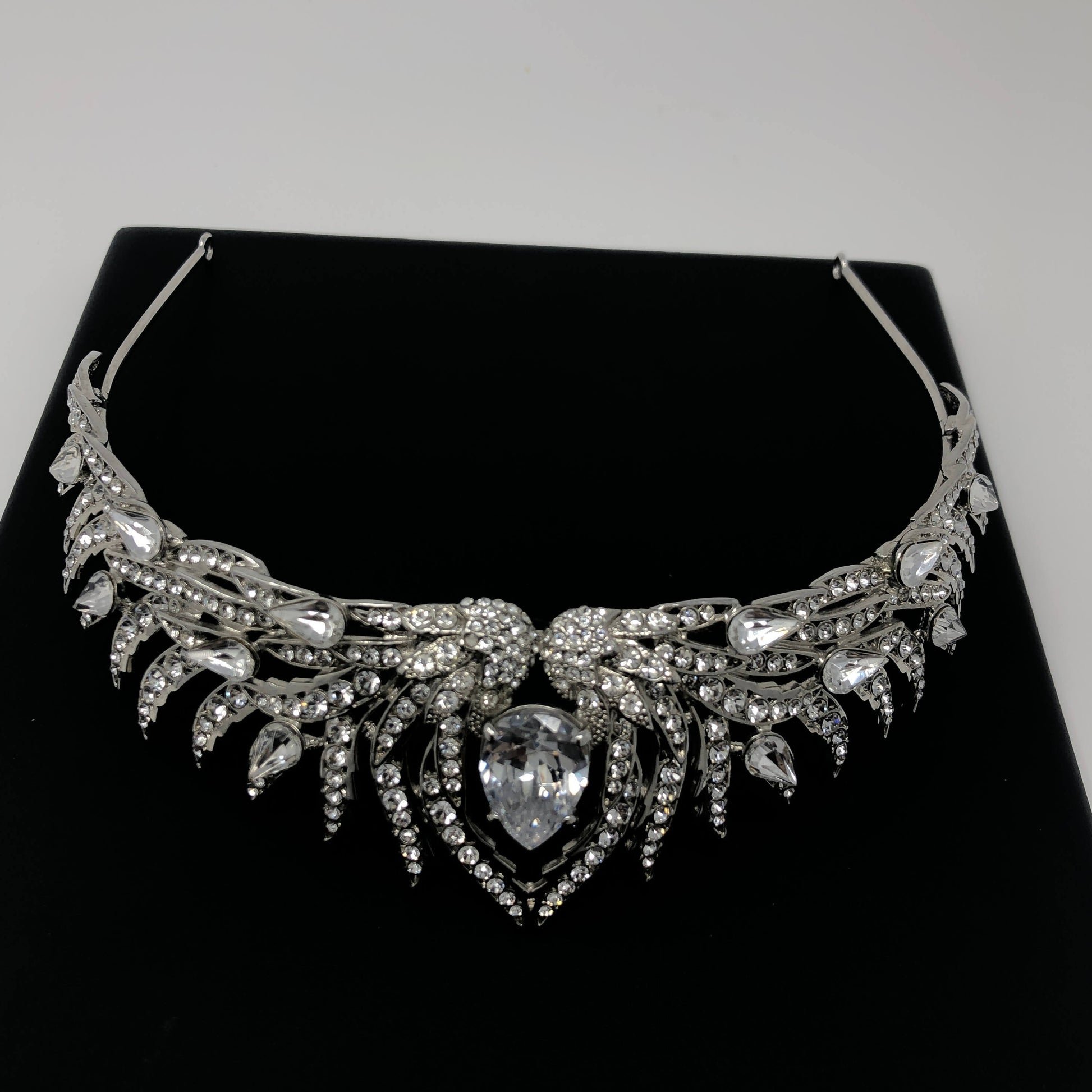 Extravagant Silver Tiara - Rofial Beauty