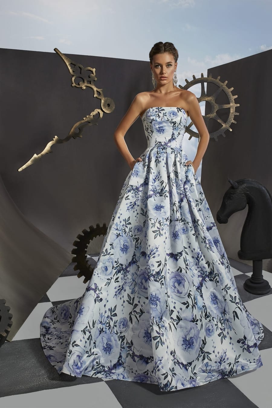 Ariamo Fleur Blue Floral Gown - Rofial Beauty